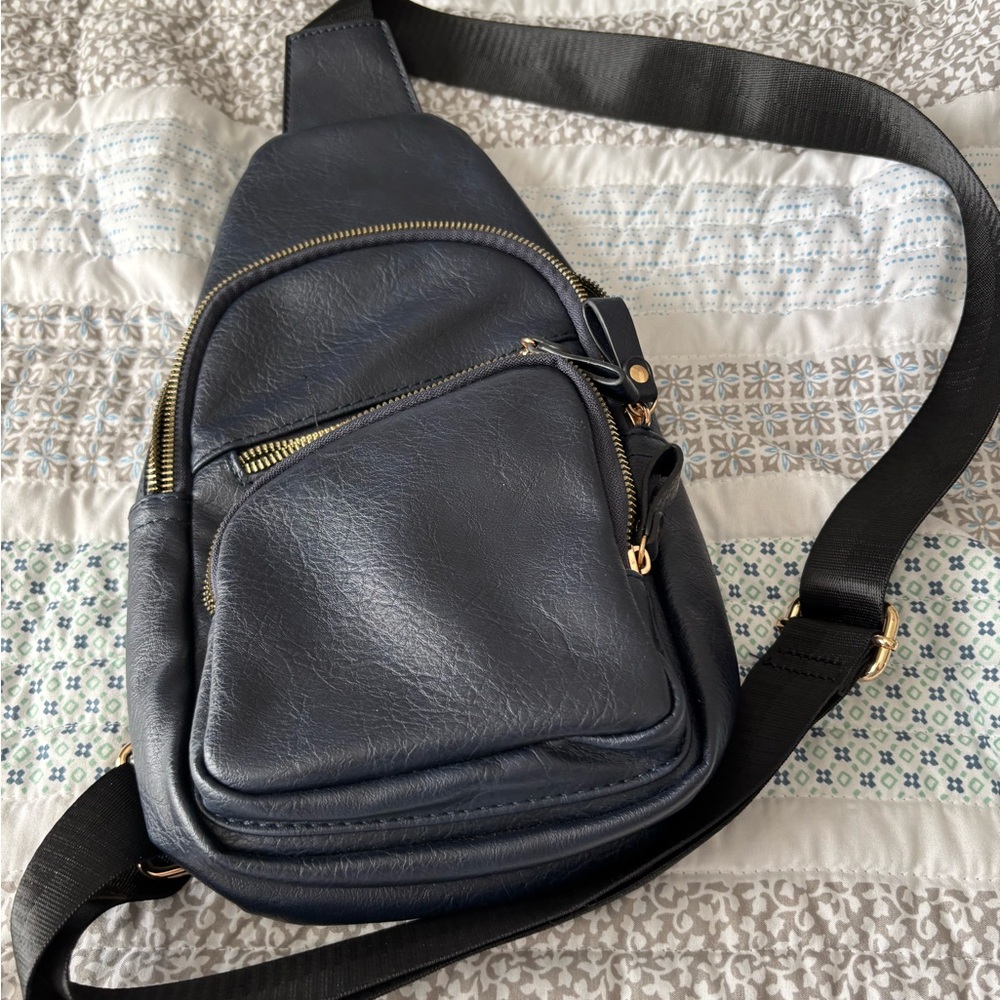 Stylish  navy crossbody bag